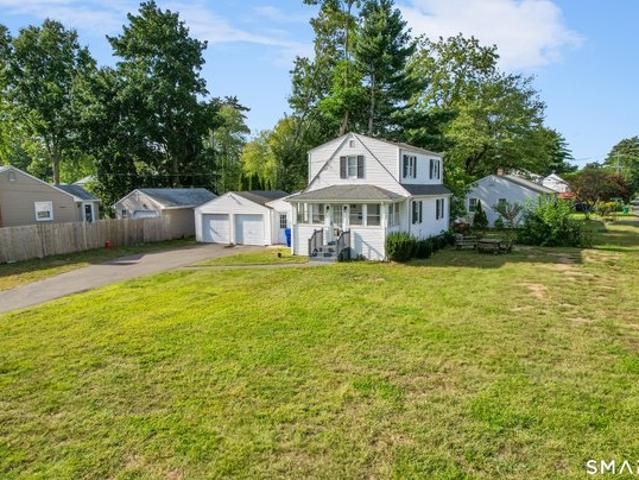 House for sale in Bloomfield, Connecticut