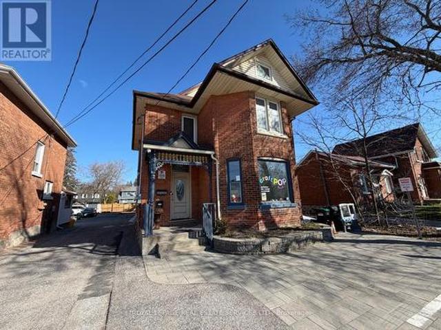 House for sale in Barrie, Ontario