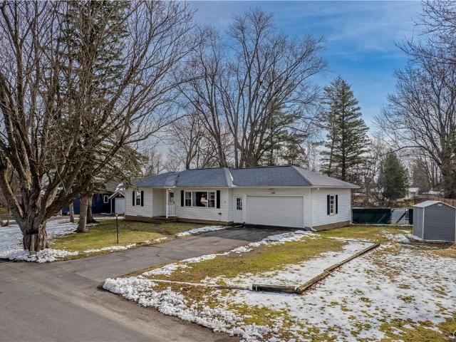 House for sale in Oneida, New York