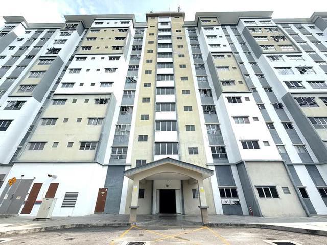 Apartment for sale in Tanjong Sepat, Selangor