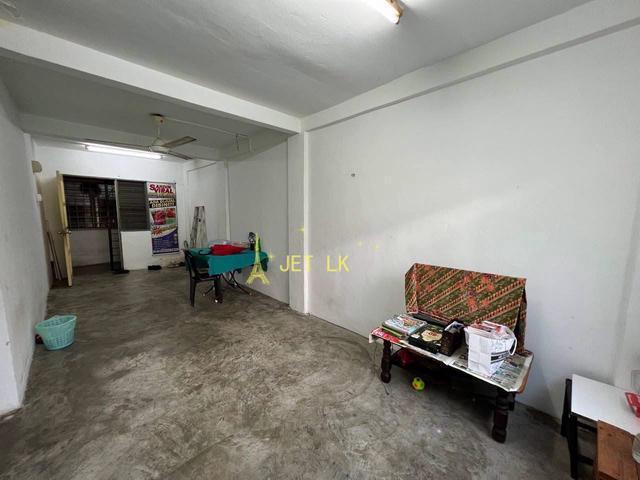 Flat for sale in Petaling, Alam Impian