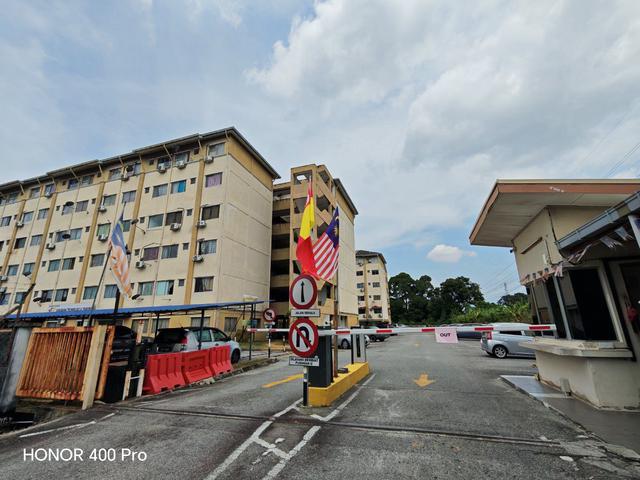 Flat for sale in Kajang, Langat