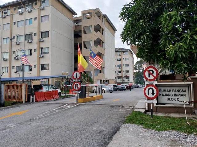 Flat for sale in Kajang, Langat