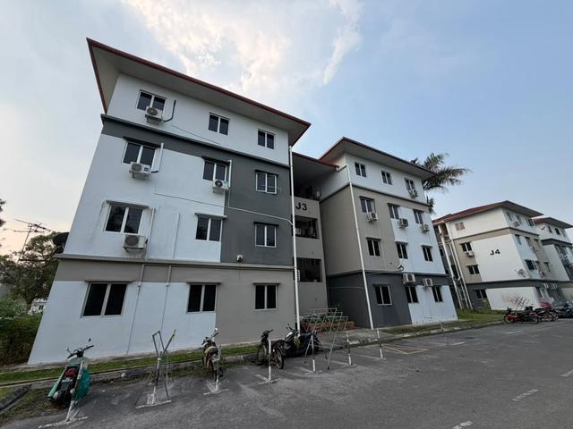 Apartment for sale in Kuching, Bahagian Kuching