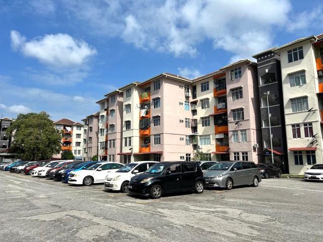 Apartment for sale in Petaling, Subang Jaya
