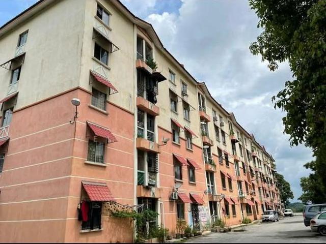 Apartment for sale in Nilai, Negeri Sembilan