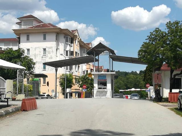 Apartment for sale in Petaling, Damansara Damai
