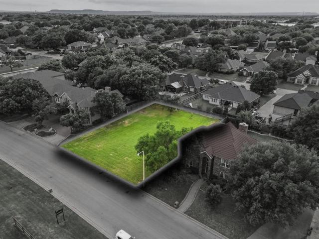 Land for sale in Taylor, Texas
