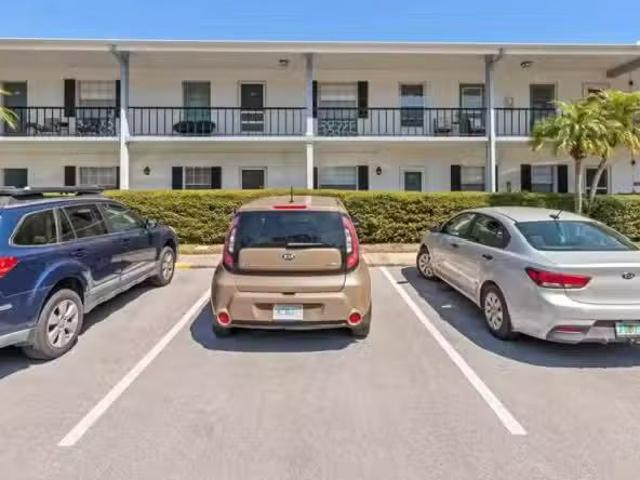 Condo for sale in Clearwater Condo for sale in Clearwater