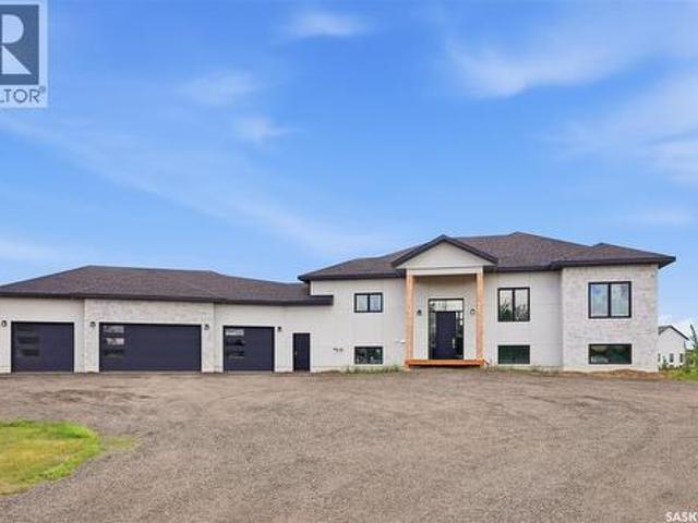 House for sale in Saskatchewan