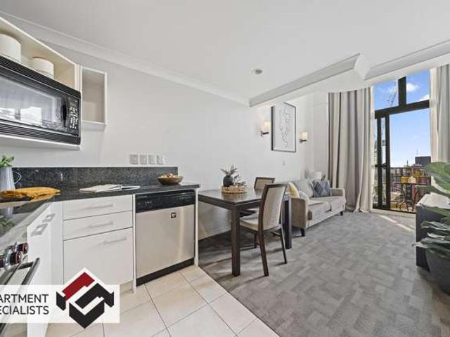 Apartment for sale in Auckland, Oroua County