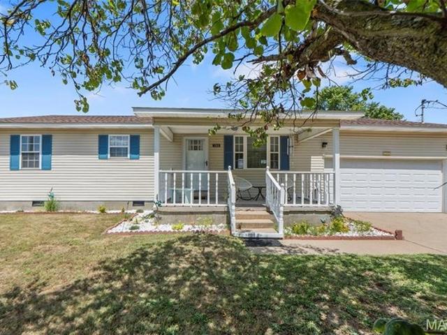 House for sale in Sikeston, Missouri