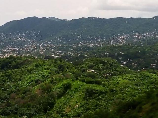 100 has cerca de Acapulco Guerrero