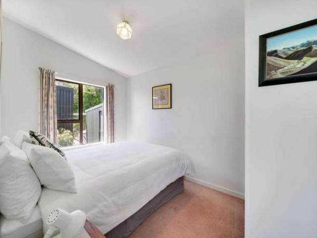 House for sale in Otakou