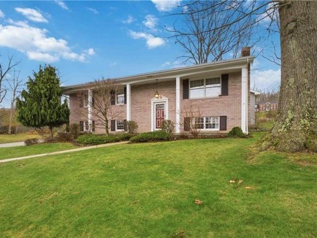 House for sale in Ligonier, Pennsylvania