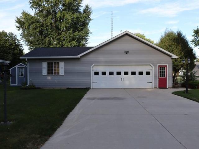 House for sale in Russell, Lyon County