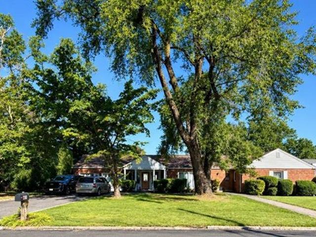 House for sale in Centerport, Town of Huntington