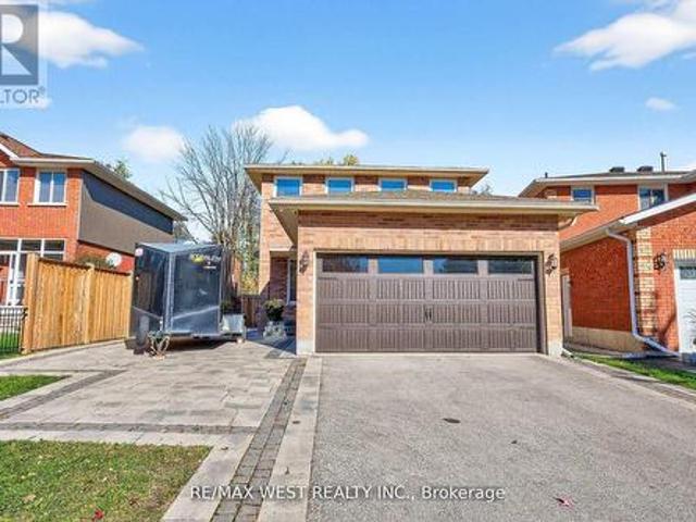 House for sale in New Tecumseth, Ontario