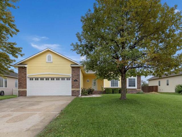 House for sale in Hutchinson, Reno County