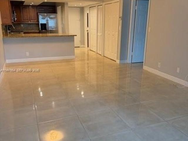 Condo for sale in Weston, Florida