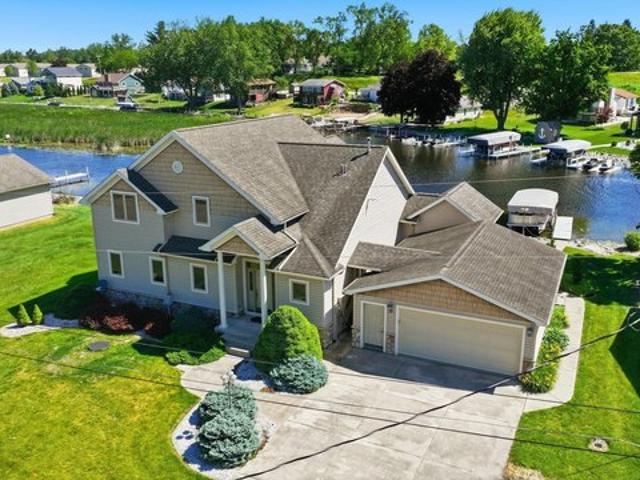 House for sale in Fremont, Indiana