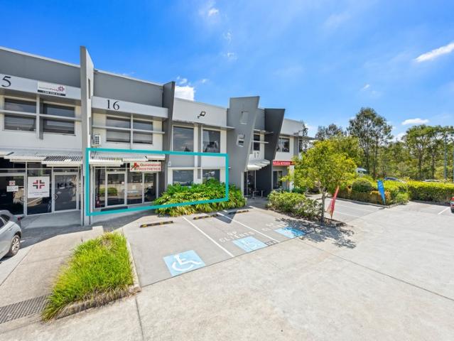 Office for sale in Toombul, Queensland