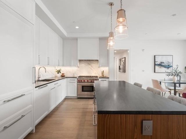 Condo for sale in Wellesley, Massachusetts