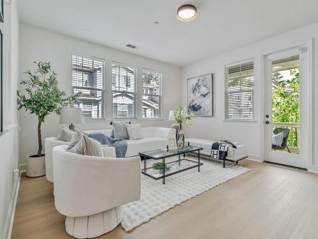 Townhouse for sale in San Mateo, California