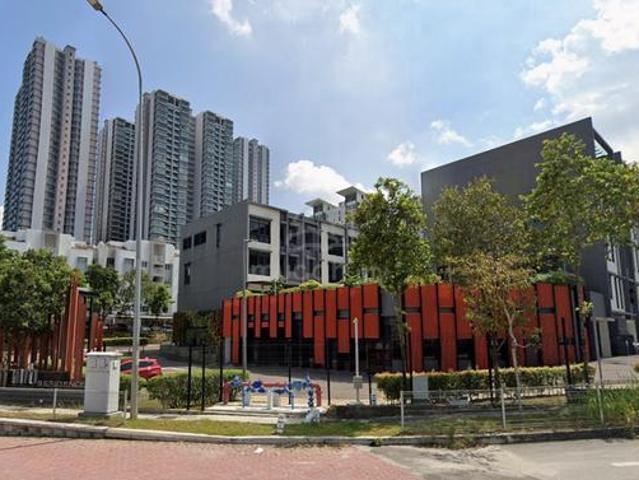 Townhouse for sale in Petaling, Subang Jaya