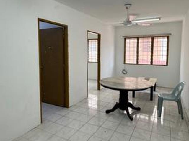 Apartment for sale in Petaling, Damansara Damai