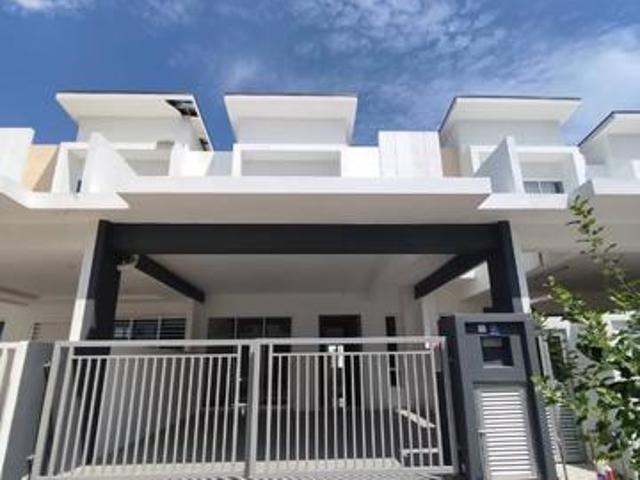 Terraced House for sale in Sendayan Village, Negeri Sembilan