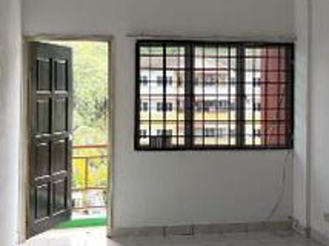 Apartment for sale in Batu 14 Hulu Langat, Majlis Perbandaran Kajang