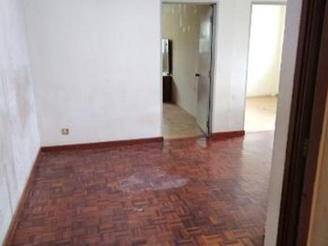 Flat for sale in Petaling, Alam Impian