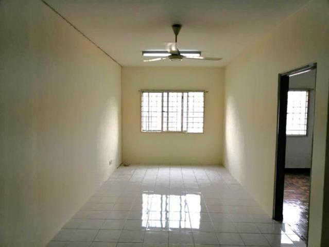 Apartment for sale in Kajang, Langat