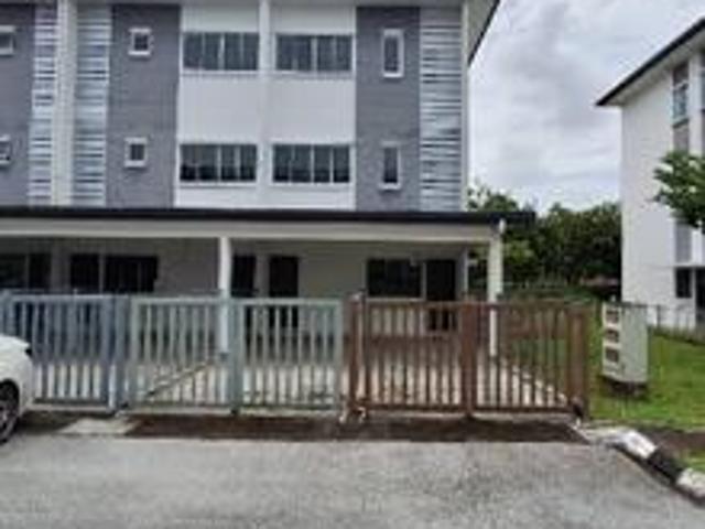 Townhouse for sale in Kuching, Sarawak