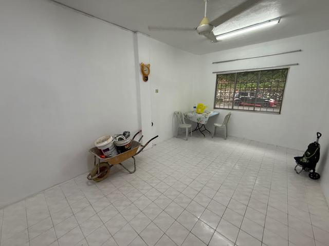 Apartment for sale in Kajang, Langat