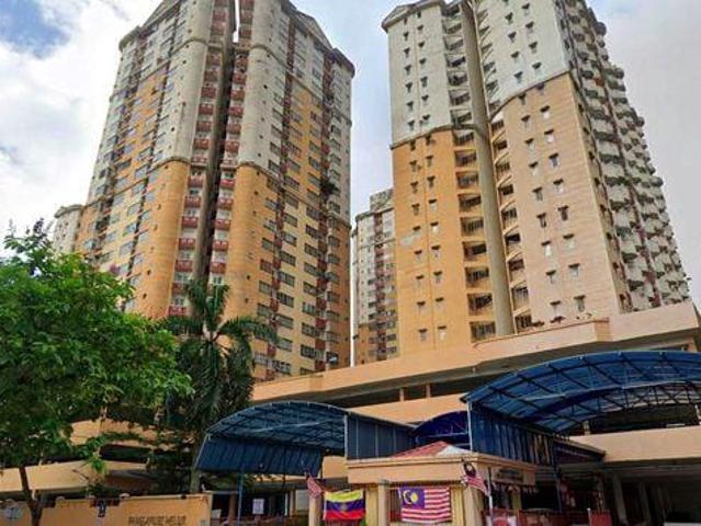 Apartment for sale in Country Heights Damansara, Kuala Lumpur