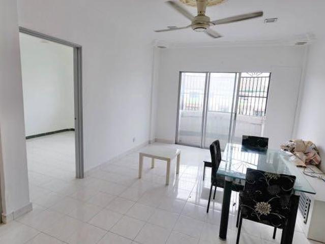 Apartment for sale in Country Heights Damansara, Kuala Lumpur