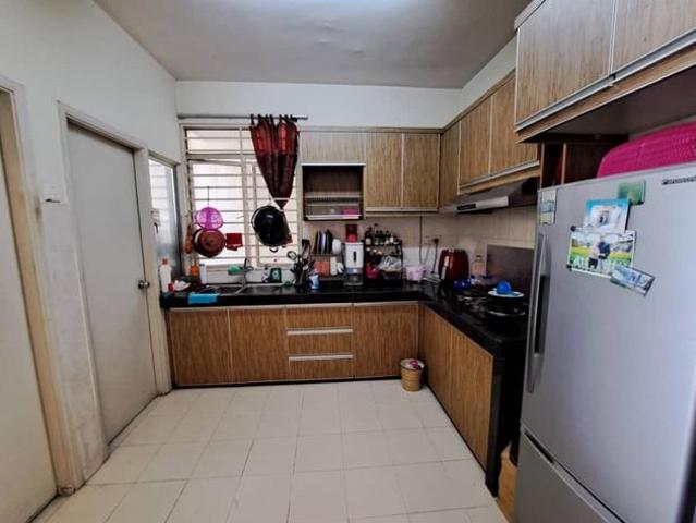 Condominium for sale in Petaling, Alam Impian