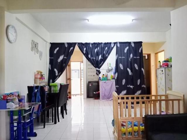 Apartment for sale in Country Heights Damansara, Kuala Lumpur