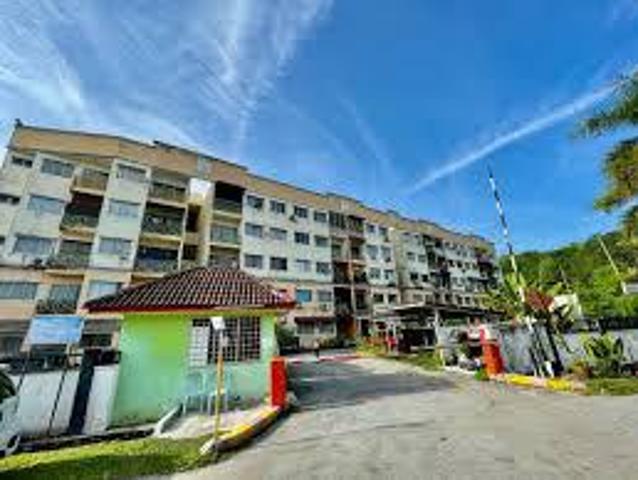 Apartment for sale in Kajang, Langat