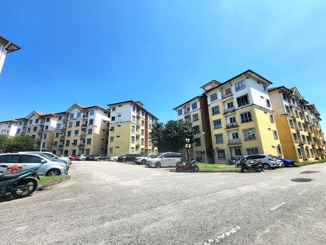 Apartment for sale in Petaling, Alam Impian