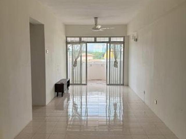 Apartment for sale in Kajang, Langat