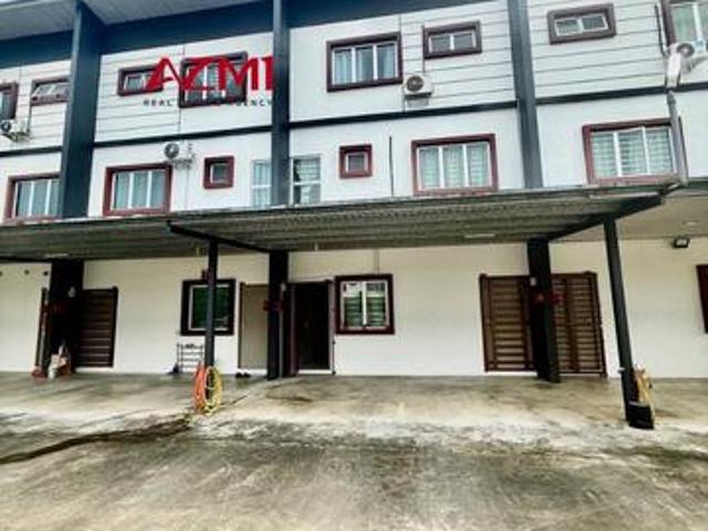 Townhouse for sale in Samarahan, Kota Samarahan