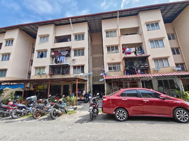 Flat for sale in Sendayan Village, Negeri Sembilan