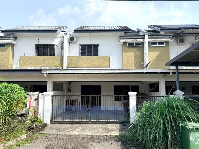 Terraced House for sale in Samarahan, Kota Samarahan