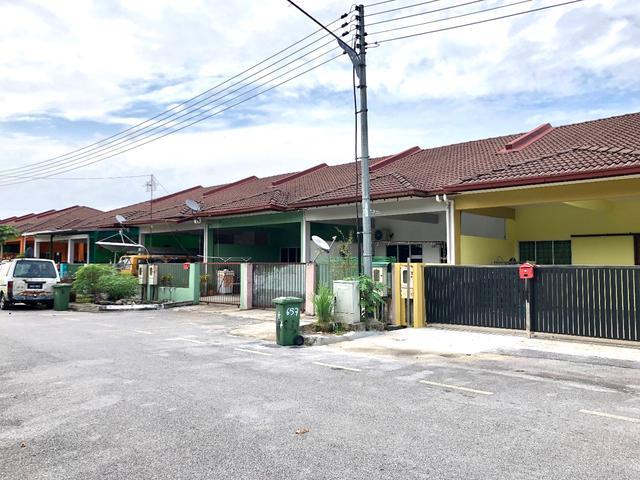 Terraced House for sale in Kuching