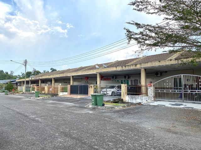 Terraced House for sale in Kuching, Bahagian Kuching