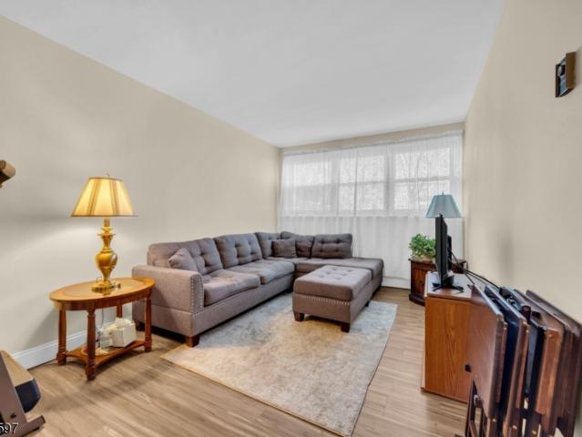 Condo for sale in Linden, New Jersey
