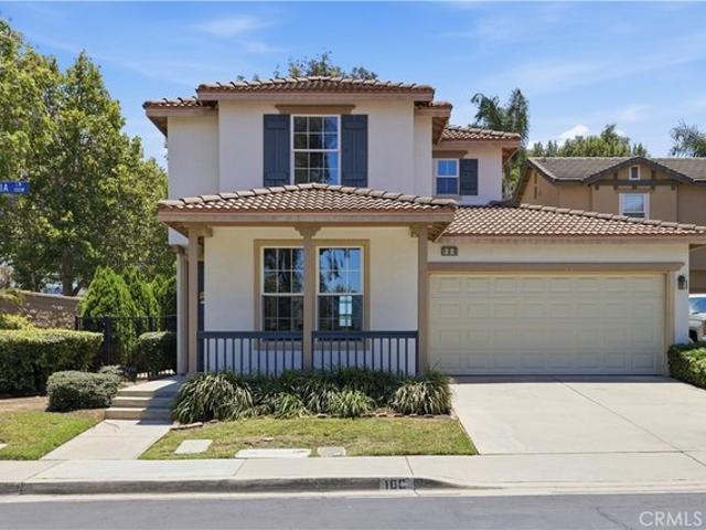 Condo for sale in Corona, California